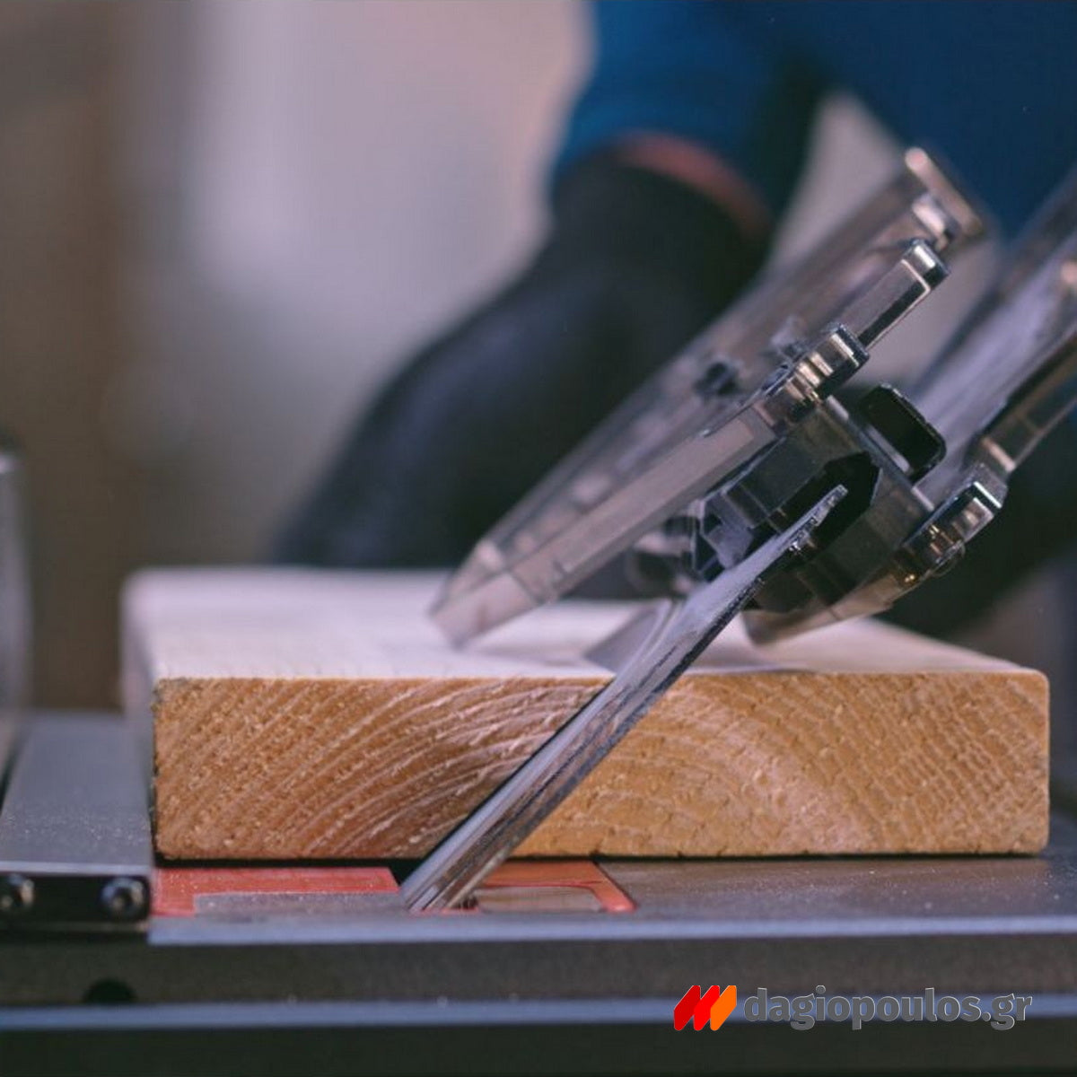 Skil 1330 AA Ηλεκτρικό Δισκοπρίονο Πάγκου 2000W 210mm