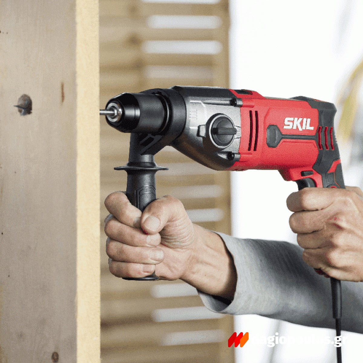 Skil 6745 GA Ηλεκτρικό Κρουστικό Δράπανο 1050Watt