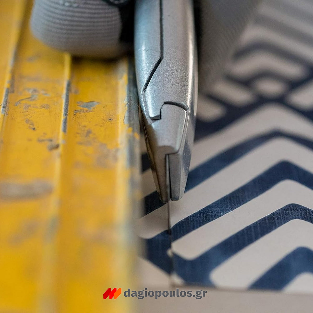 Stanley 0-10-018 Interlock Μαχαίρι Κόφτης Μοκέτας (Φαλτσέτα) Με Λάμα 18mm