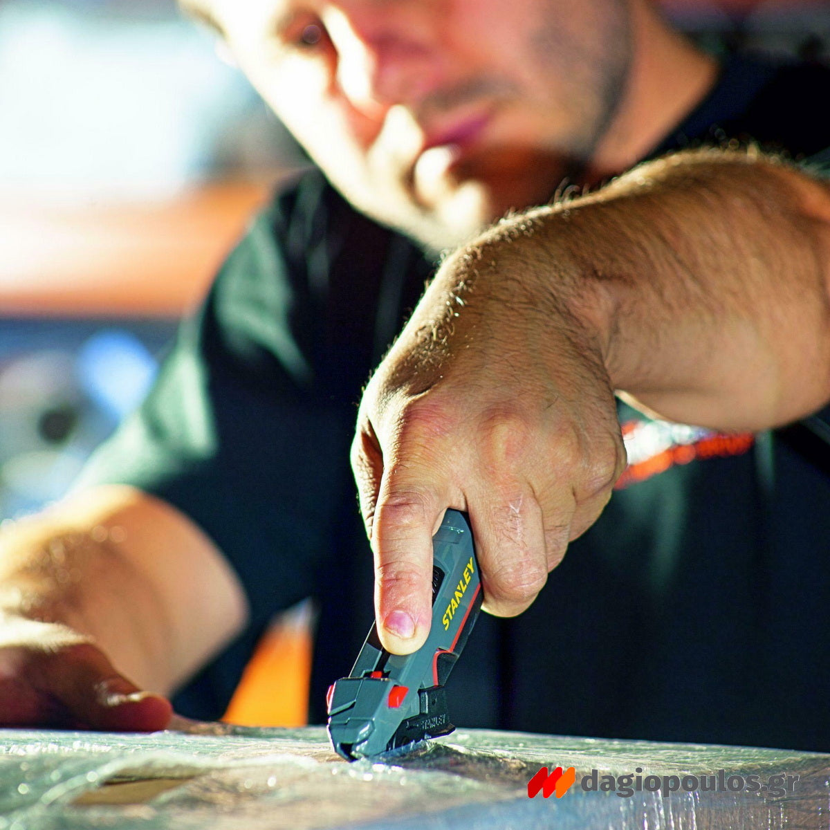 Stanley 0-10-242 Fatmax Μαχαίρι (Φαλτσέτα) Με Τραπεζοειδή Λάμα & Αυτόματη Επιστροφή