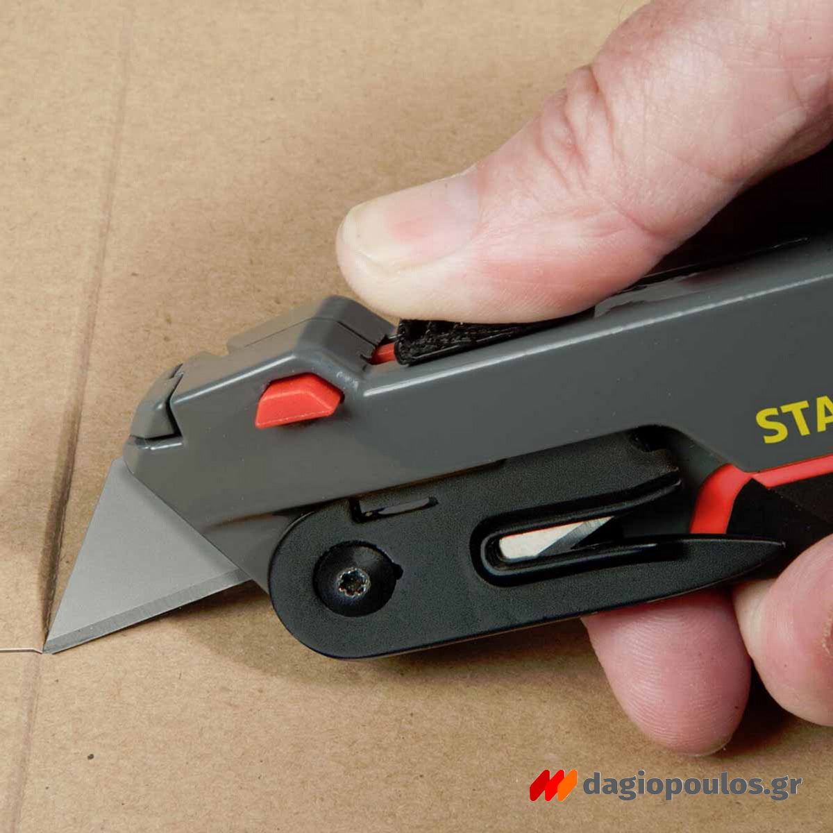 Stanley 0-10-242 Fatmax Μαχαίρι (Φαλτσέτα) Με Τραπεζοειδή Λάμα & Αυτόματη Επιστροφή