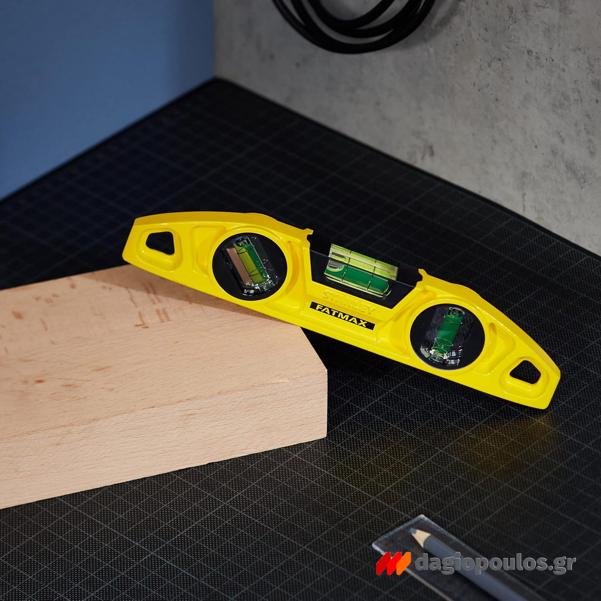 Stanley 0-43-603 Torpedo Αλφάδι Αλουμινίου Μαγνητικό Mini (Τορπίλη) Με 3 Μάτια 23cm