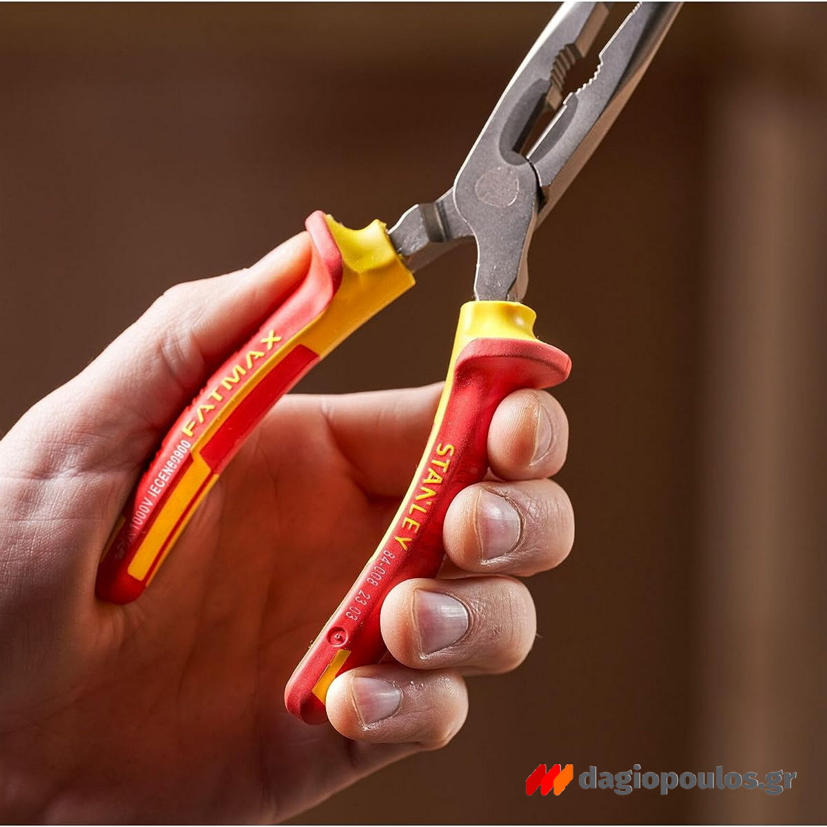 Stanley 0-84-008 MaxSteel Μυτοτσίμπιδο Κυρτό (Στραβοτσίμπιδο) Ηλεκτρολόγου Με Μόνωση VDE 1000V 200mm