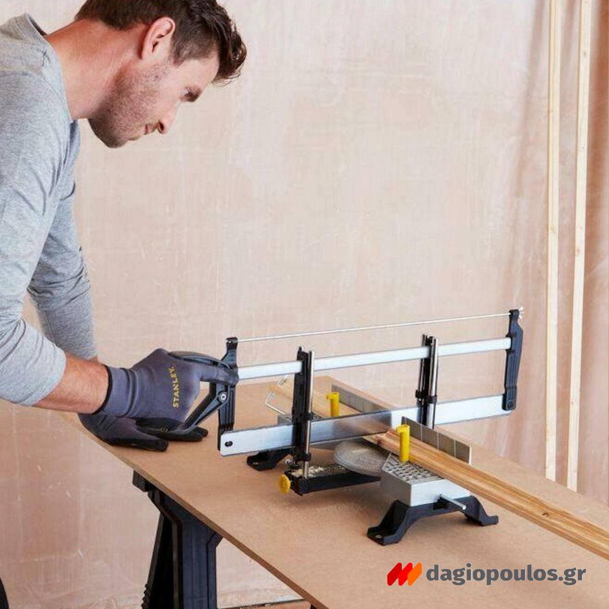 Stanley 1-20-800 Πριόνι Χειρός (Σεγάτσα) Με Φαλτσοκούτι 22.5" 560mm