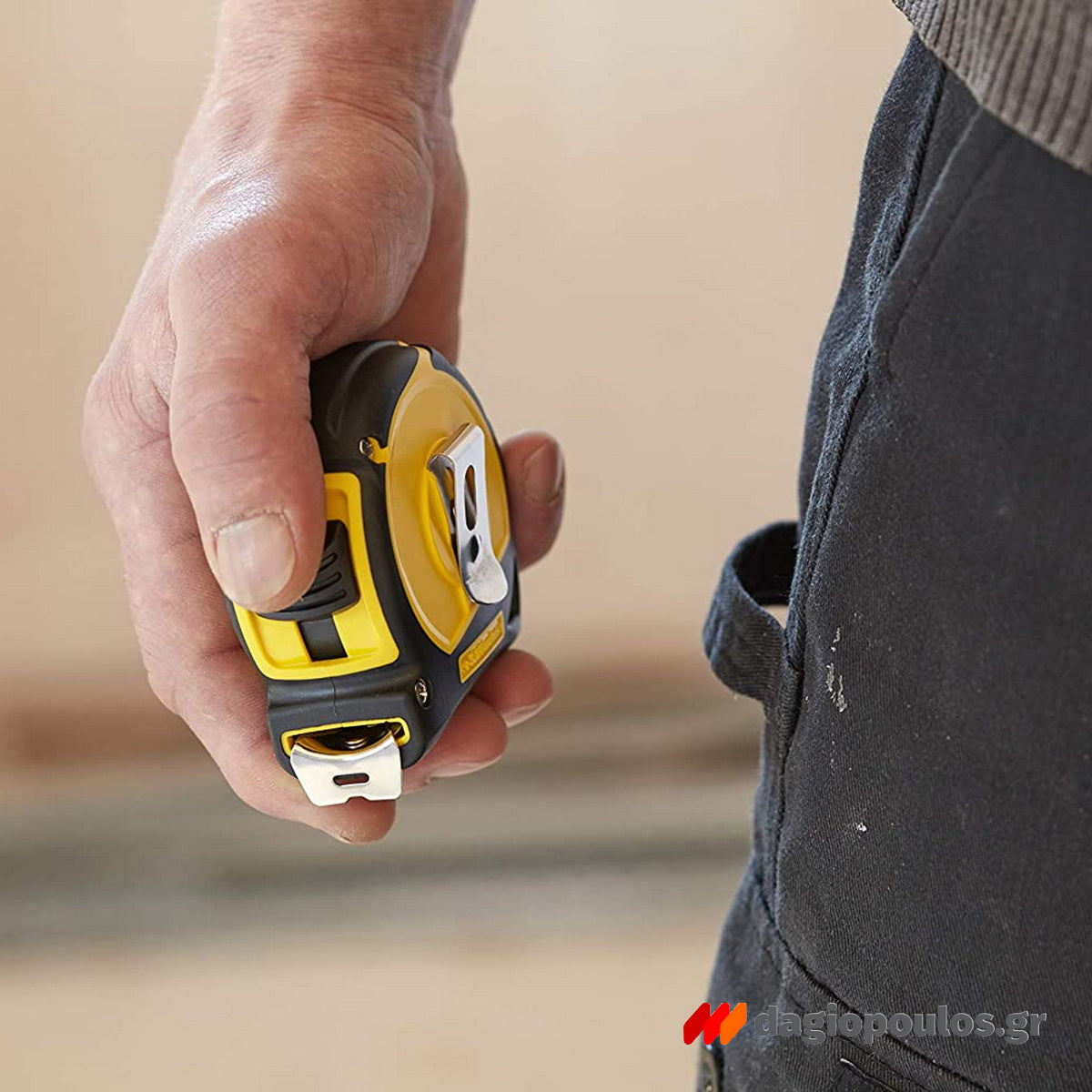 εργαλείο μέτρησης stanley 1-30-697 tylon 5m 19mm με προστατευτικό κέλυφος και μεγάλη αντοχή