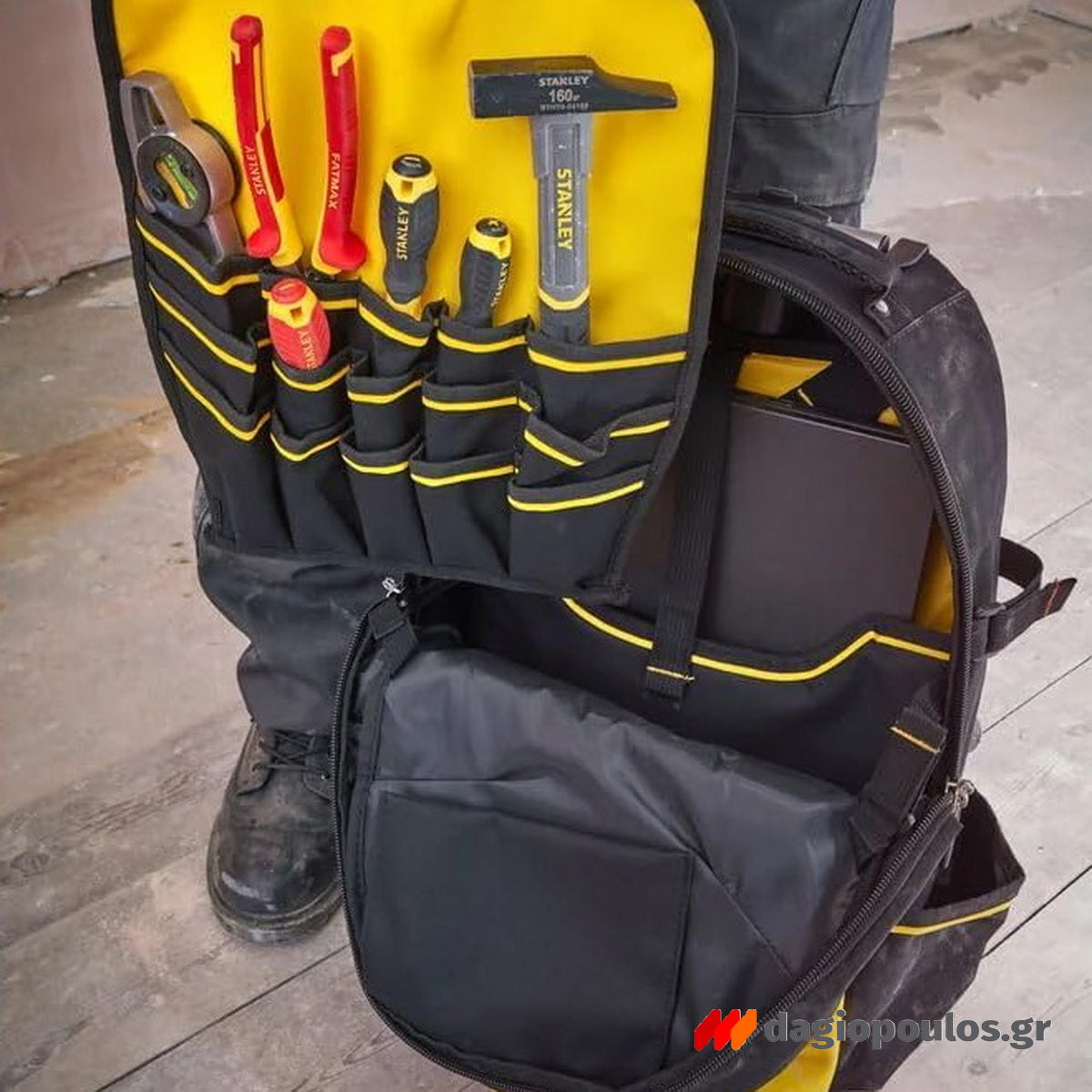 Stanley 1-79-215 Εργαλειοθήκη Κλειστού Τύπου Τροχήλατη Με Χειρολαβή - Σακίδιο Πλάτης