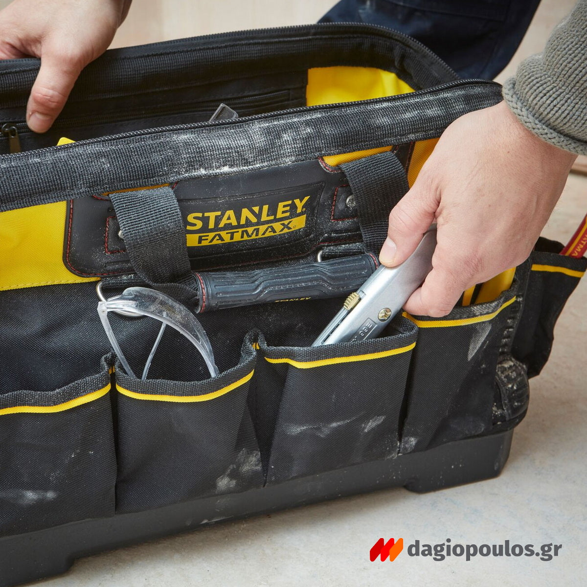 Stanley 1-93-950 Εργαλειοθήκη Τσάντα Κλειστού Τύπου Υφασμάτινη 18"