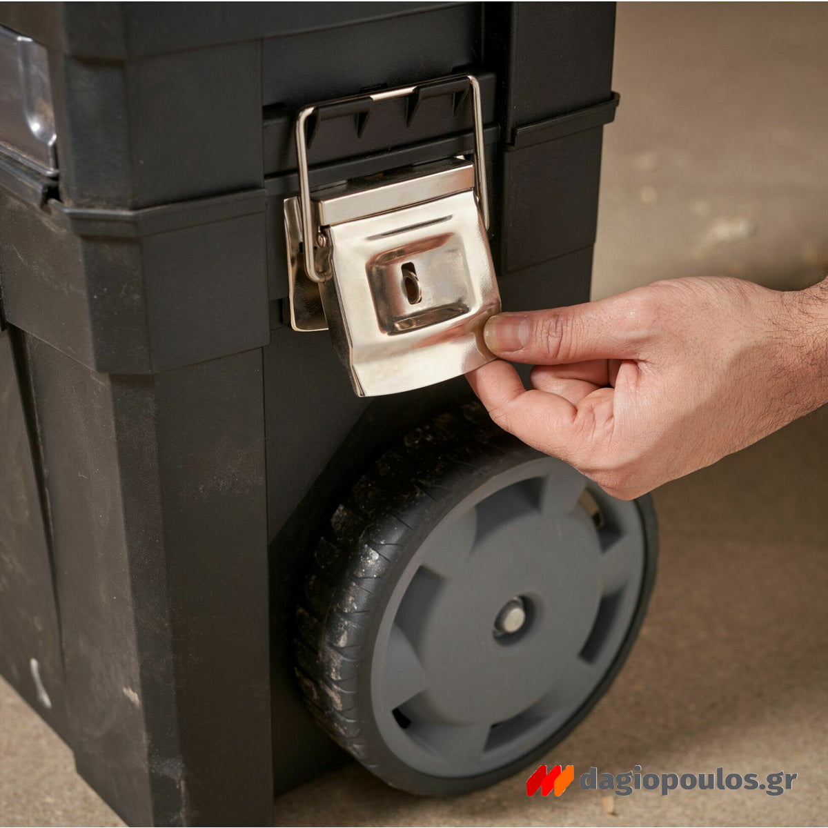 Stanley 1-93-968 Εργαλειοθήκη Κλειστή Τροχήλατη