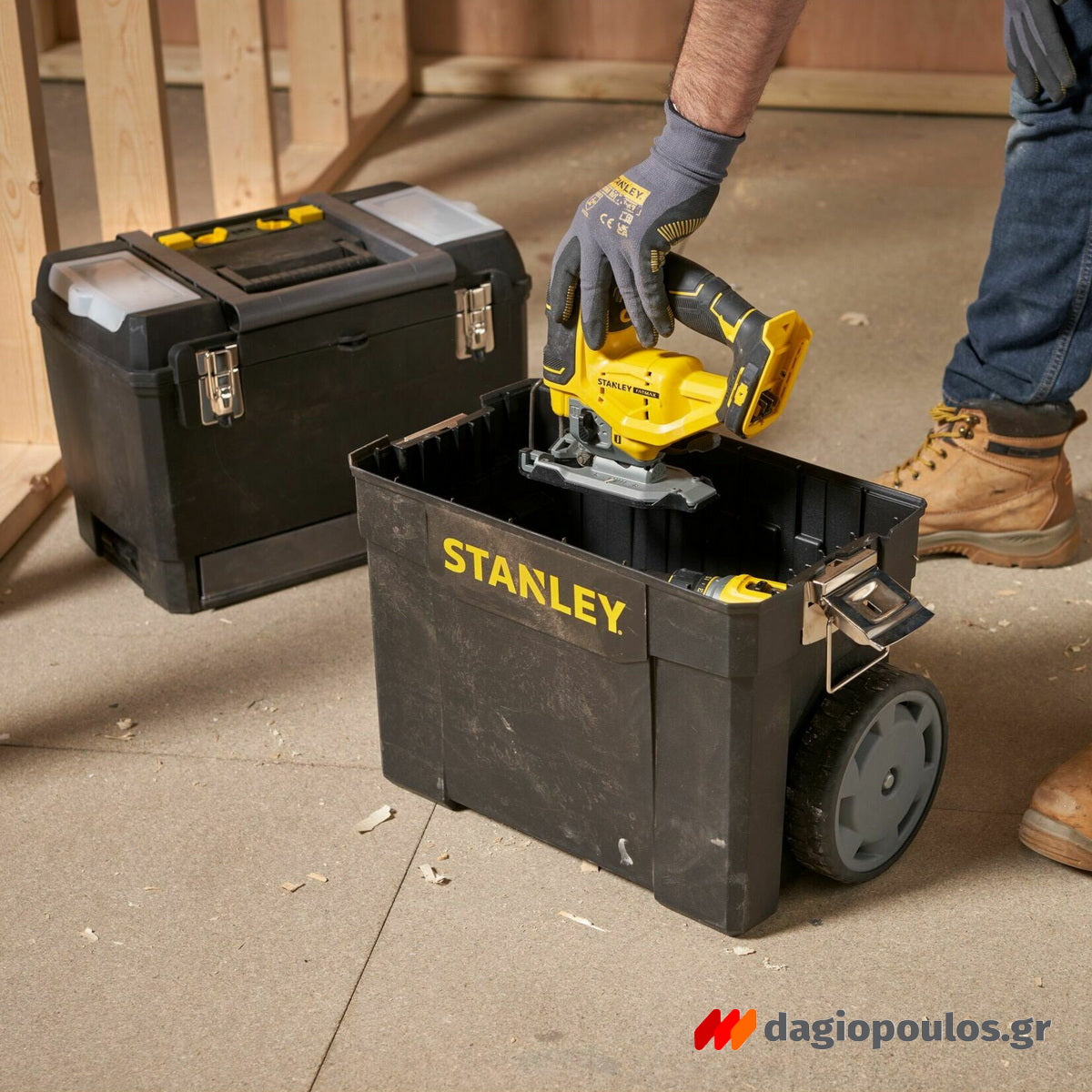 Stanley 1-93-968 Εργαλειοθήκη Κλειστή Τροχήλατη