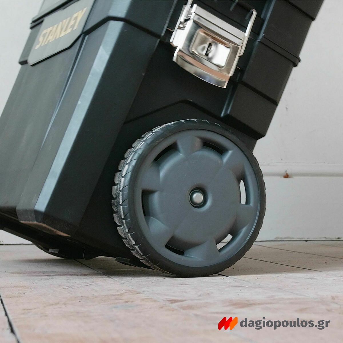 Stanley 1-93-968 Εργαλειοθήκη Κλειστή Τροχήλατη