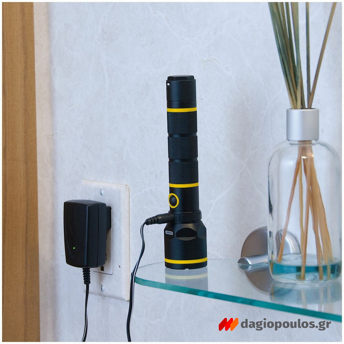 Stanley 1-95-154 Φακός Χειρός Μπαταρίας Επαναφορτιζόμενος 70 Lumens