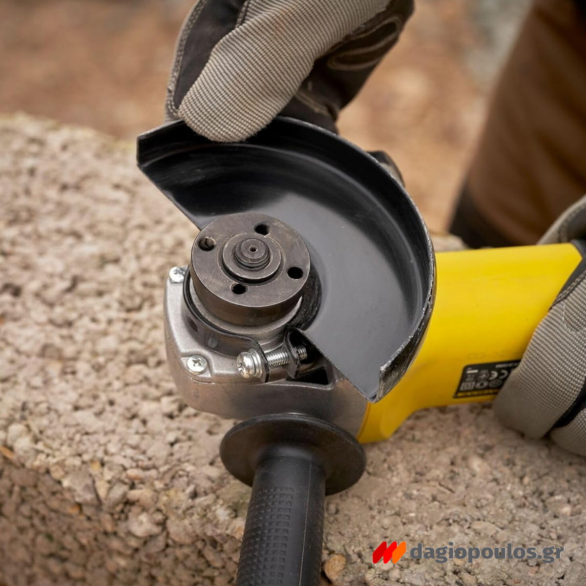 Stanley FMEG225VS-QS Ηλεκτρικός Γωνιακός Τροχός 1100W 125mm ΡΥΘΜΙΖΟΜΕΝΟΣ