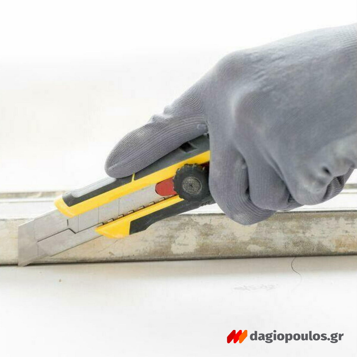 Stanley FMHT10330-0 Μαχαίρι Κόφτης Μοκέτας (Φαλτσέτα) Με Ροδέλα & Λάμα 18mm