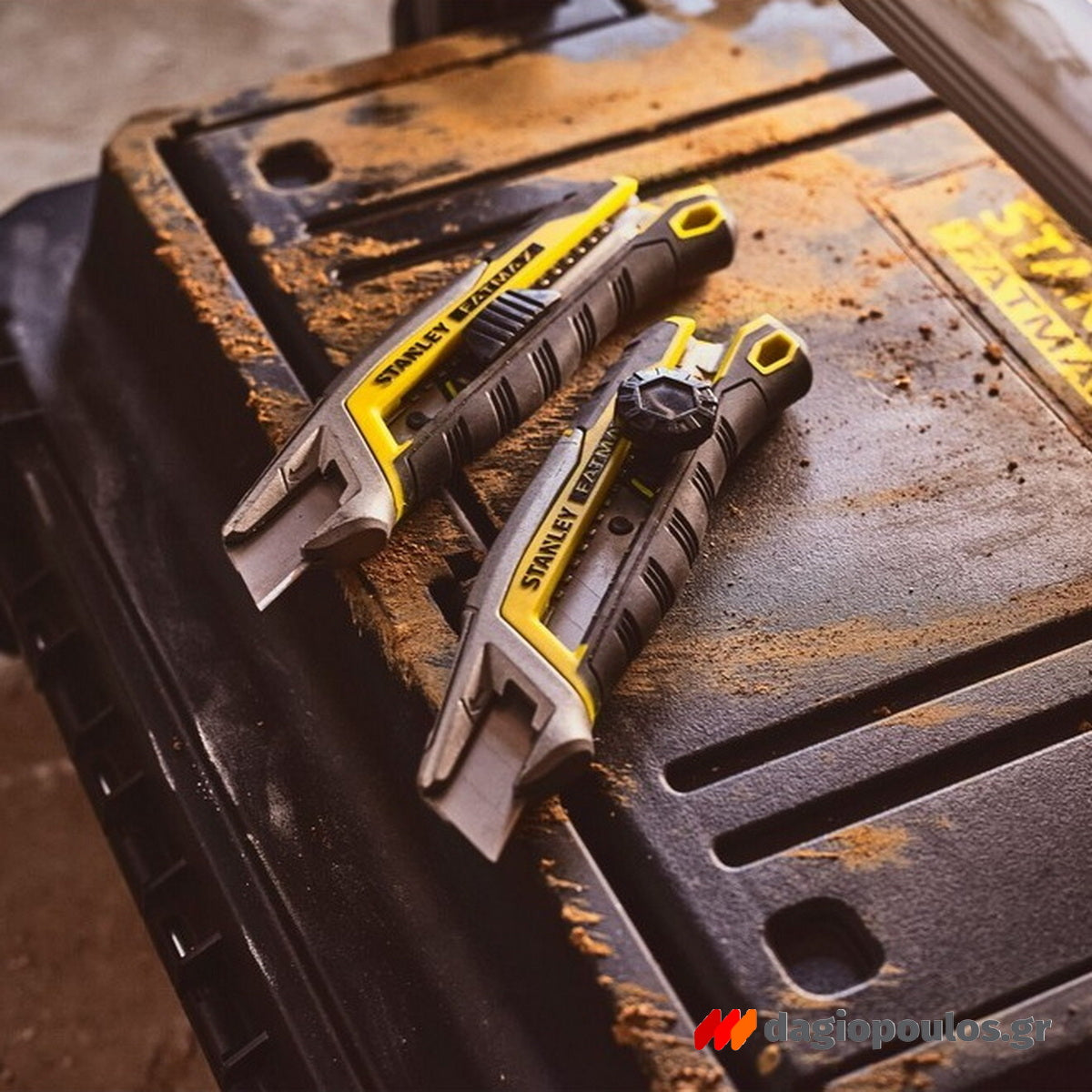 Stanley FMHT10594-0 FatMax Μαχαίρι Κόφτης Μοκέτας (Φαλτσέτα) Με Ροδέλα & Λάμα 18mm