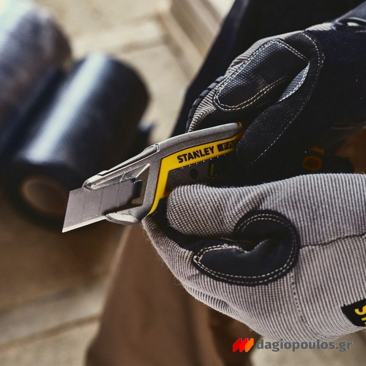 Stanley FMHT10594-0 FatMax Μαχαίρι Κόφτης Μοκέτας (Φαλτσέτα) Με Ροδέλα & Λάμα 18mm