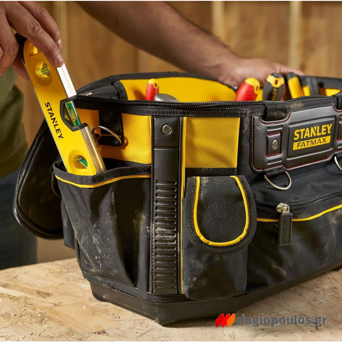 Stanley FMST1-70749 Fatmax Εργαλειοθήκη Κλειστού Τύπου Βαλίτσα Υφασμάτινη