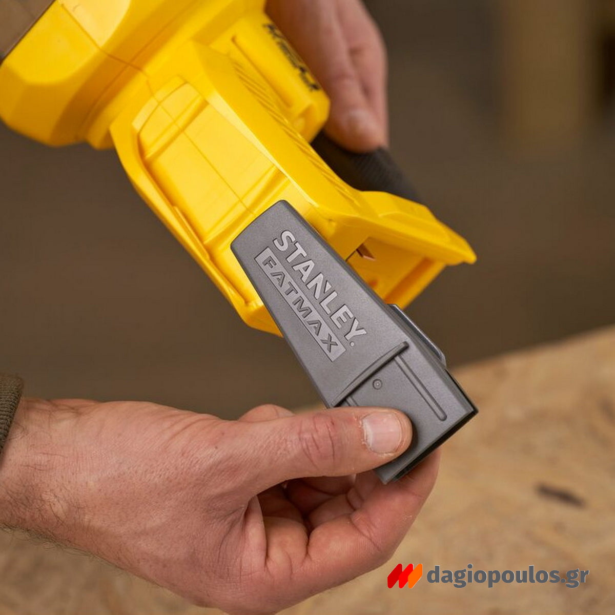 Stanley SFMCVH001B-XJ 20V Σκούπα Μπαταρίας 18V Li-Ion SOLO