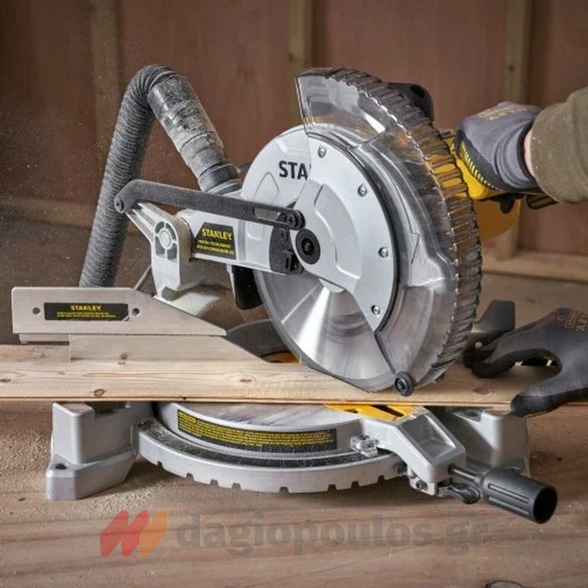 Stanley SM1650 Ηλεκτρικό Δισκοπρίονο Πάγκου 1650W 254mm