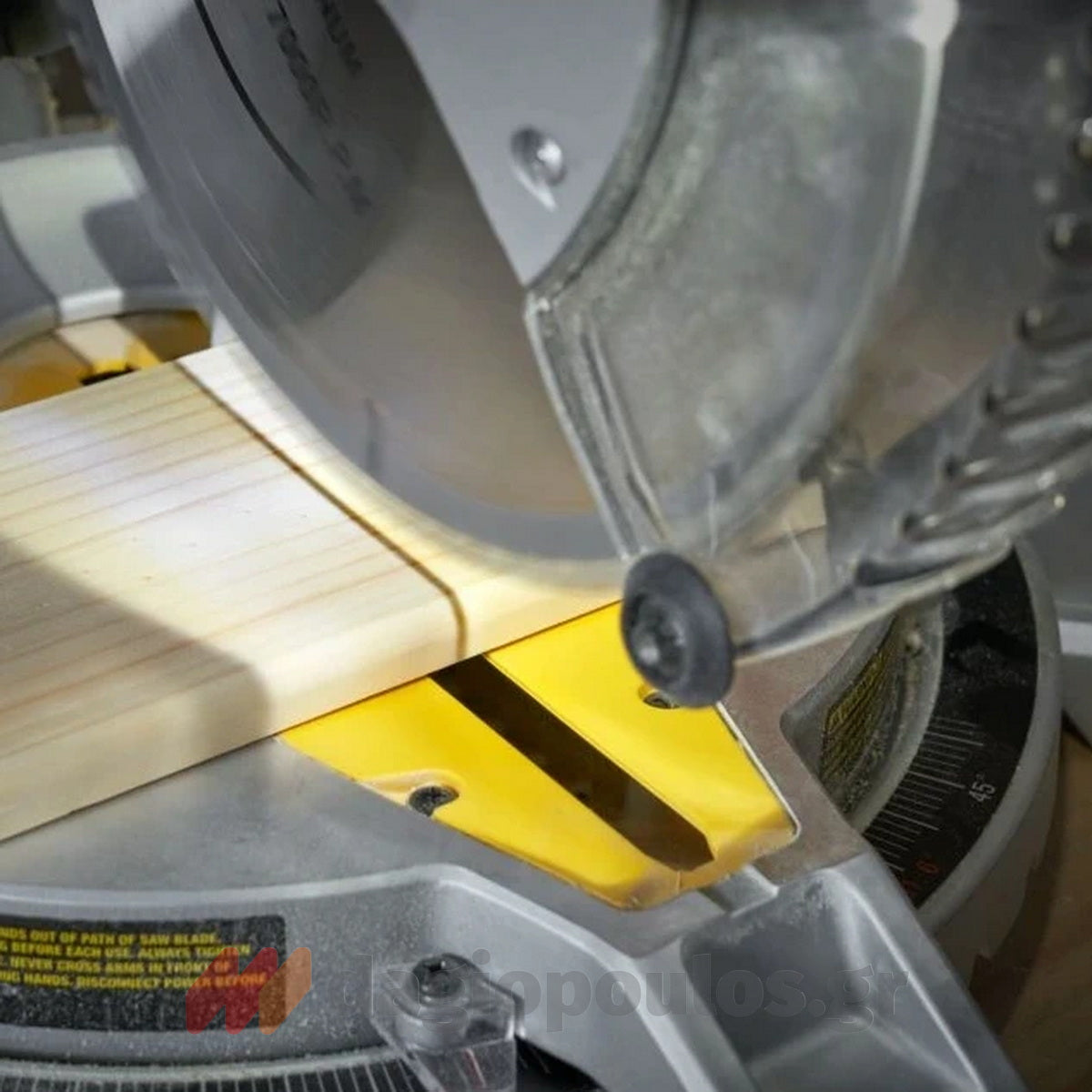 Stanley SM1650 Ηλεκτρικό Δισκοπρίονο Πάγκου 1650W 254mm