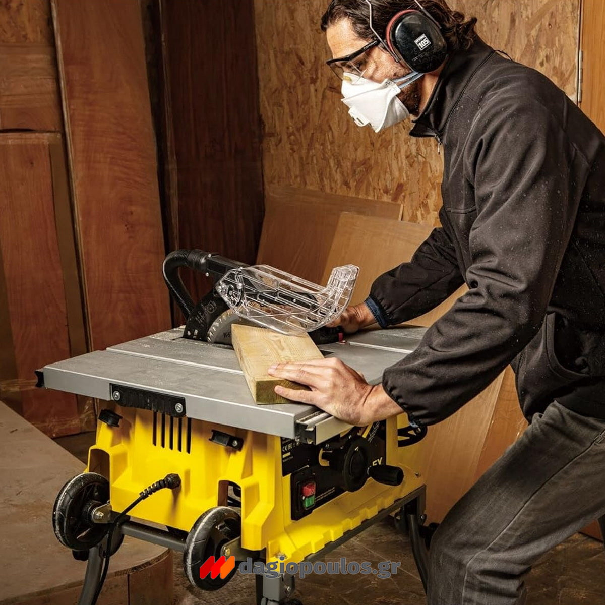 Stanley SST1800 Ηλεκτρικό Δισκοπρίονο Πάγκου 1800W 254mm