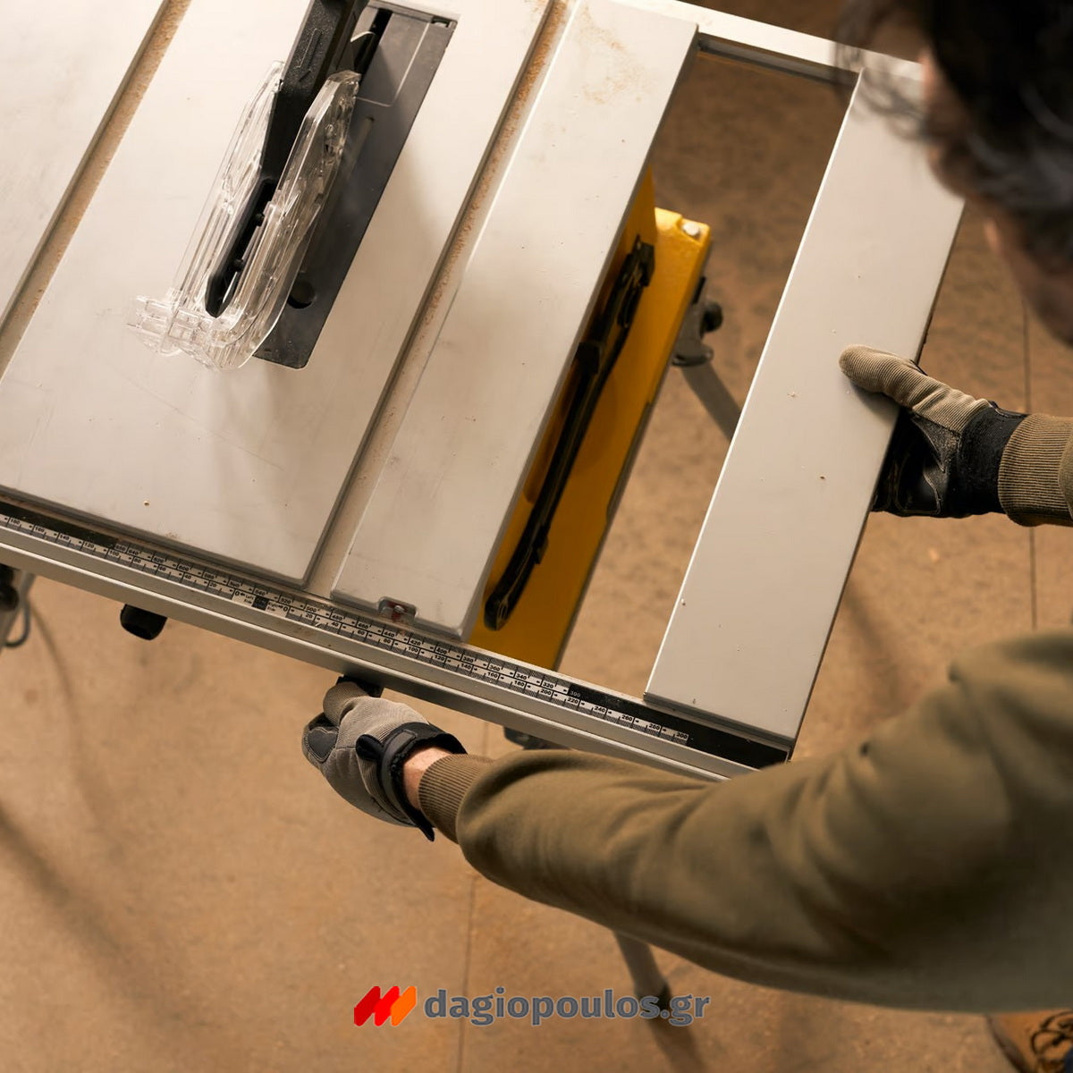 Stanley SST1800 Ηλεκτρικό Δισκοπρίονο Πάγκου 1800W 254mm