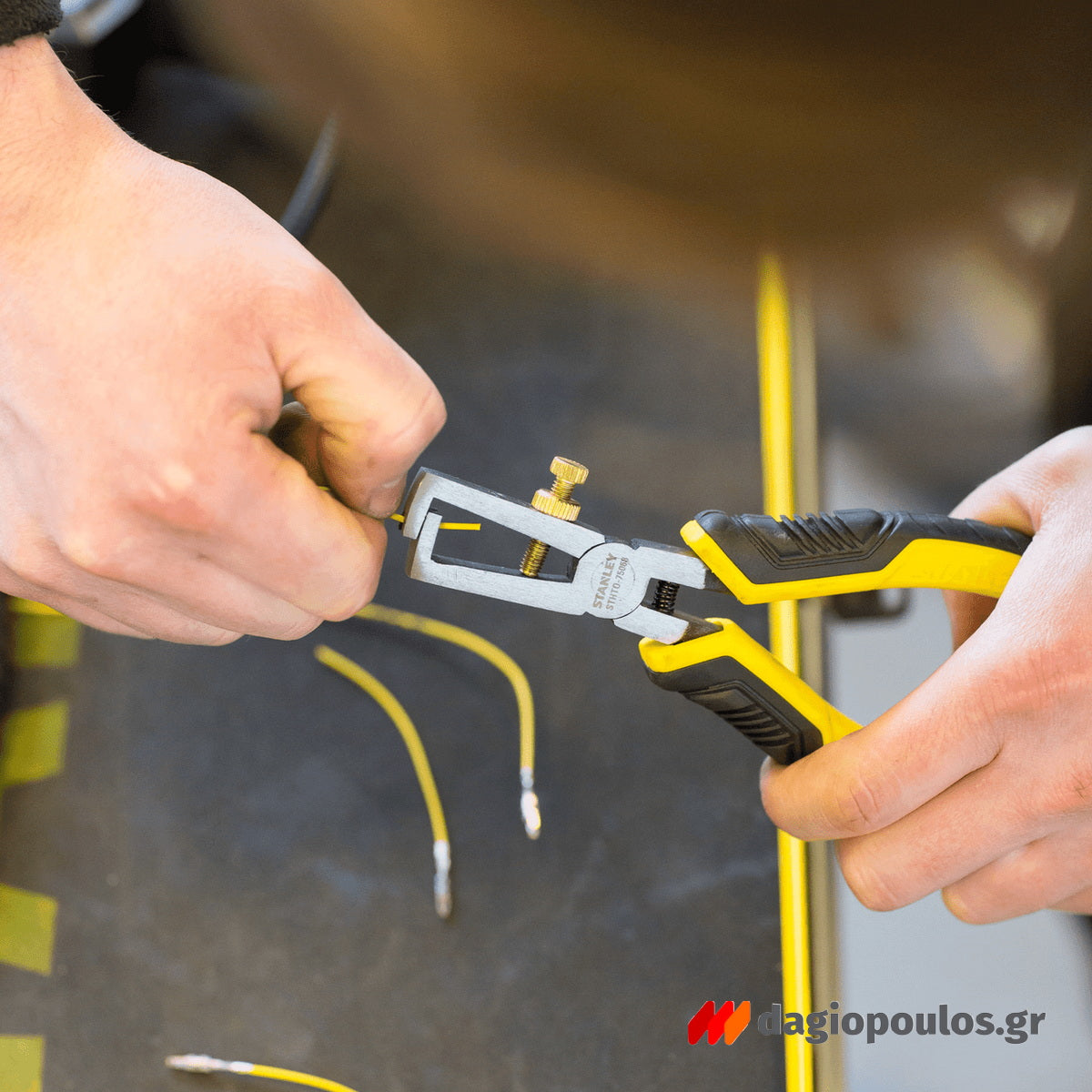 Stanley STHT0-75068 Απογυμνωτής Καλωδίων Control Grip 150mm