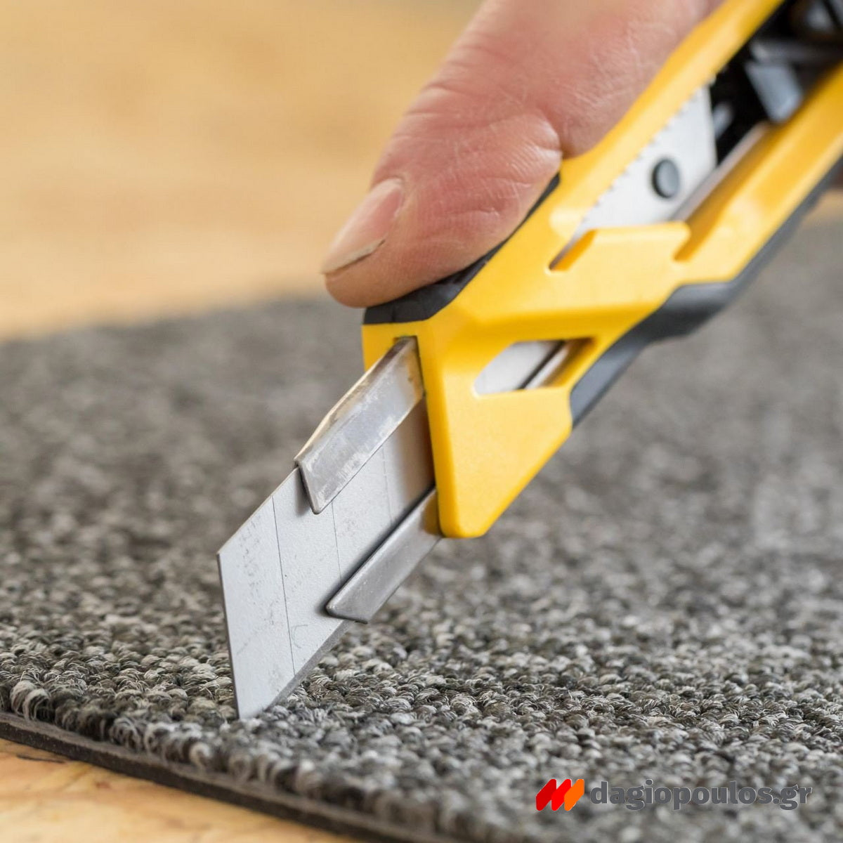 Stanley STHT10266-0 Μαχαίρι Κόφτης Μοκέτας (Φαλτσέτα) Με Λάμα 18mm