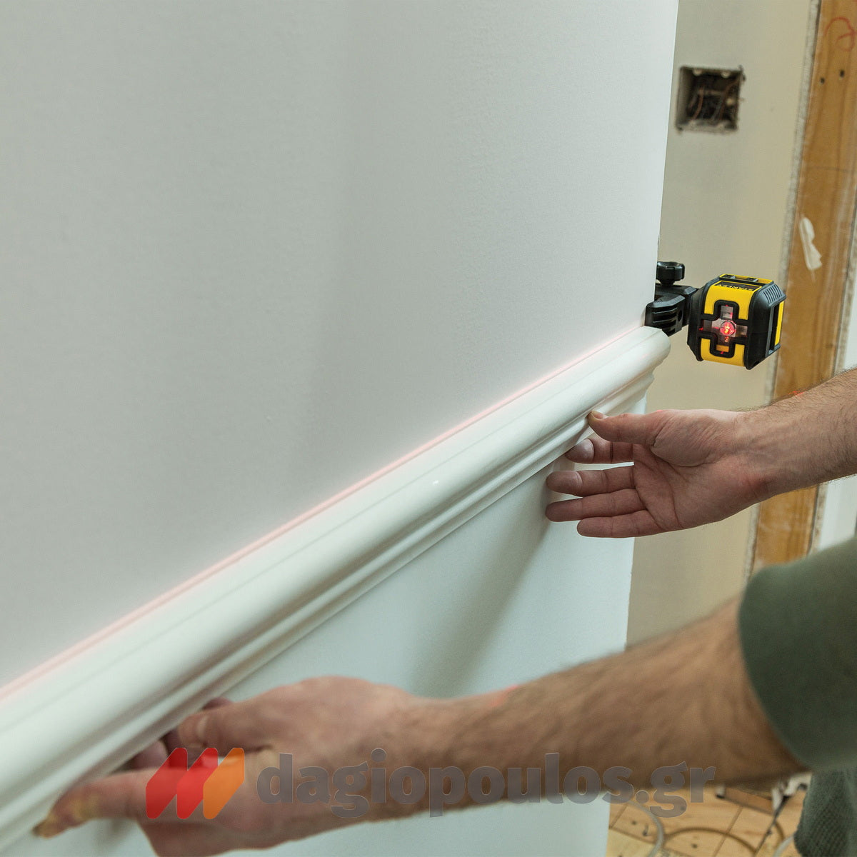 Stanley STHT77498-1 CUBIX Αλφάδι Laser Πράσινης Γραμμής Σταυρού