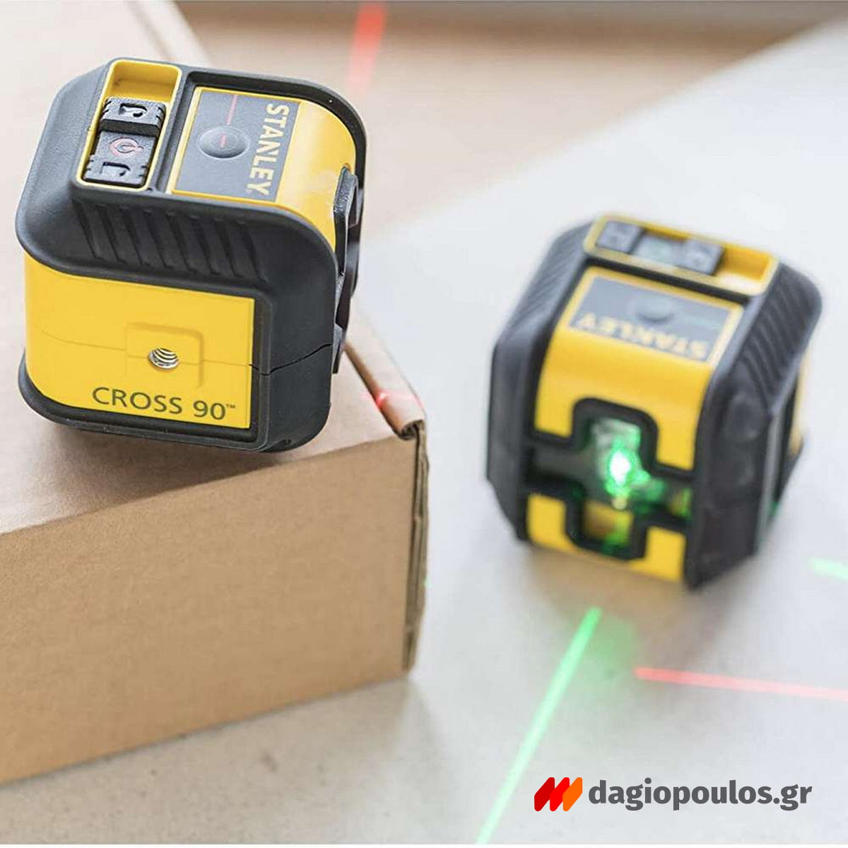 Stanley STHT77502-1 CROSS 90 Αλφάδι Laser Κόκκινης Γραμμής Σταυρού και Επιπλέον Κάθετης Γραμμής