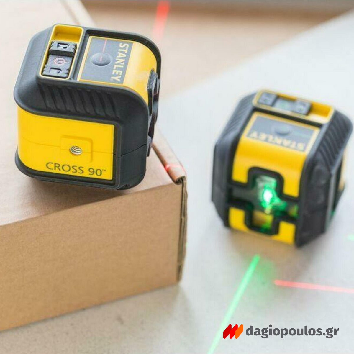 Stanley STHT77592-1 CROSS 90 Αλφάδι Laser Πράσινης Γραμμής Σταυρού & Κάθετης Γραμμής