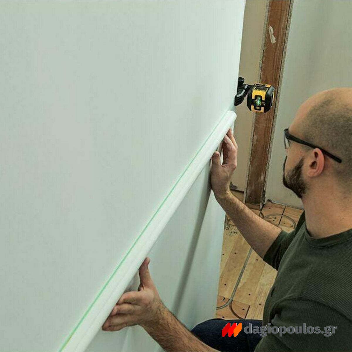 Stanley STHT77592-1 CROSS 90 Αλφάδι Laser Πράσινης Γραμμής Σταυρού & Κάθετης Γραμμής