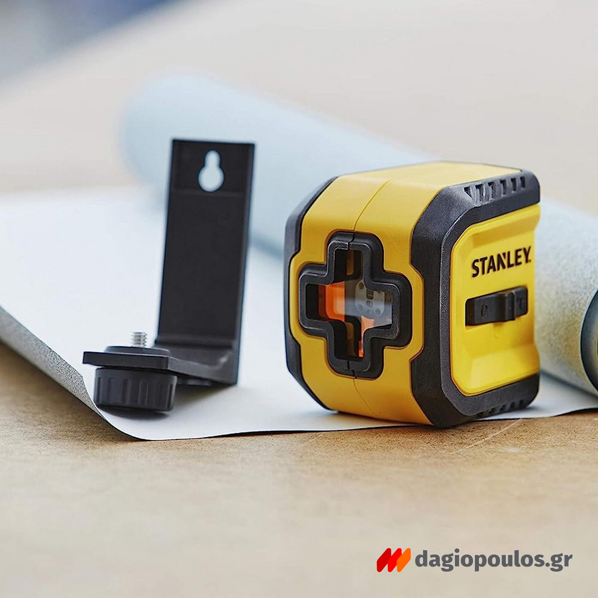 Stanley STHT77611-0 Cross Line Αλφάδι Laser Σταυρού Κόκκινης Γραμμής