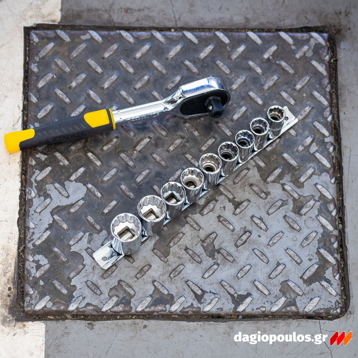 Stanley STMT82666-0 Συλλογή Καρυδάκια Μανέλες 1/4" Σετ 11 Τεμ Με Βάση Φύλαξης