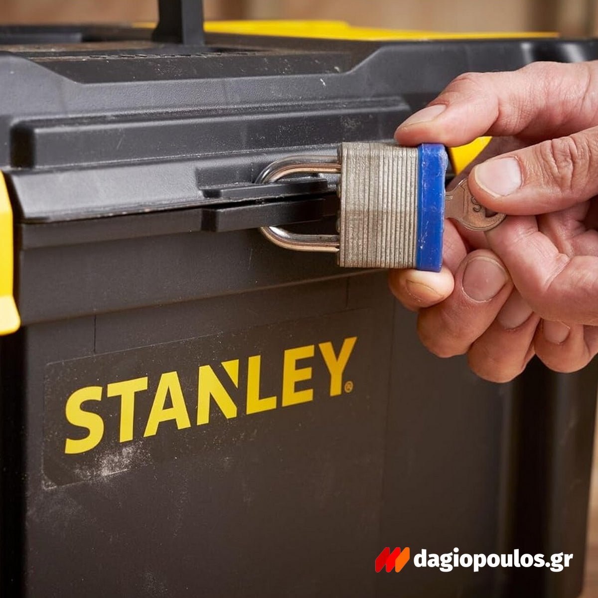 Stanley STST1-75520 Essential Εργαλειοθήκη Με Πλαστικά Κουμπώματα 19" 16.5Ltr