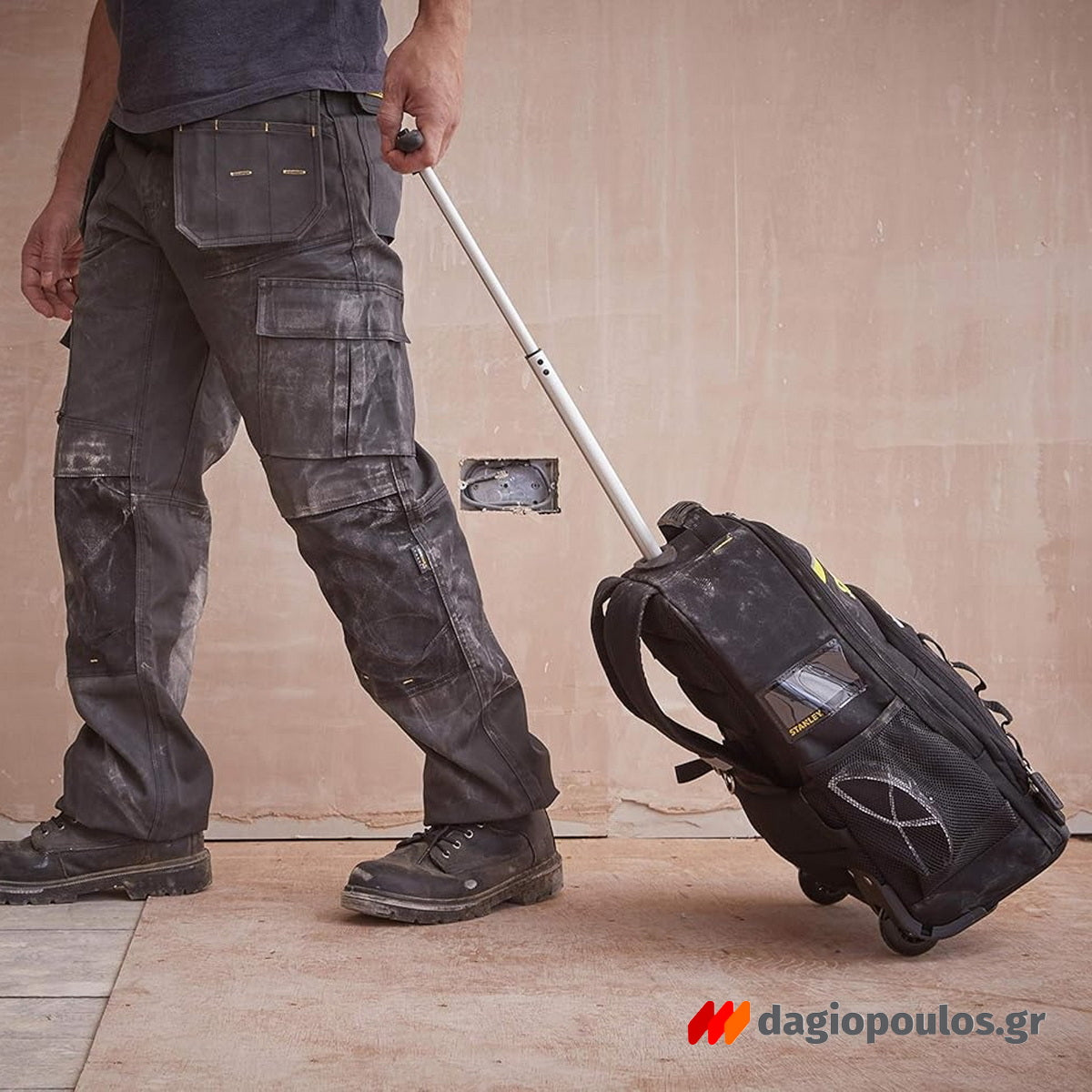 Stanley STST83307-1 Εργαλειοθήκη Κλειστού Τύπου Τροχήλατη Με Χειρολαβή - Σακίδιο Πλάτης