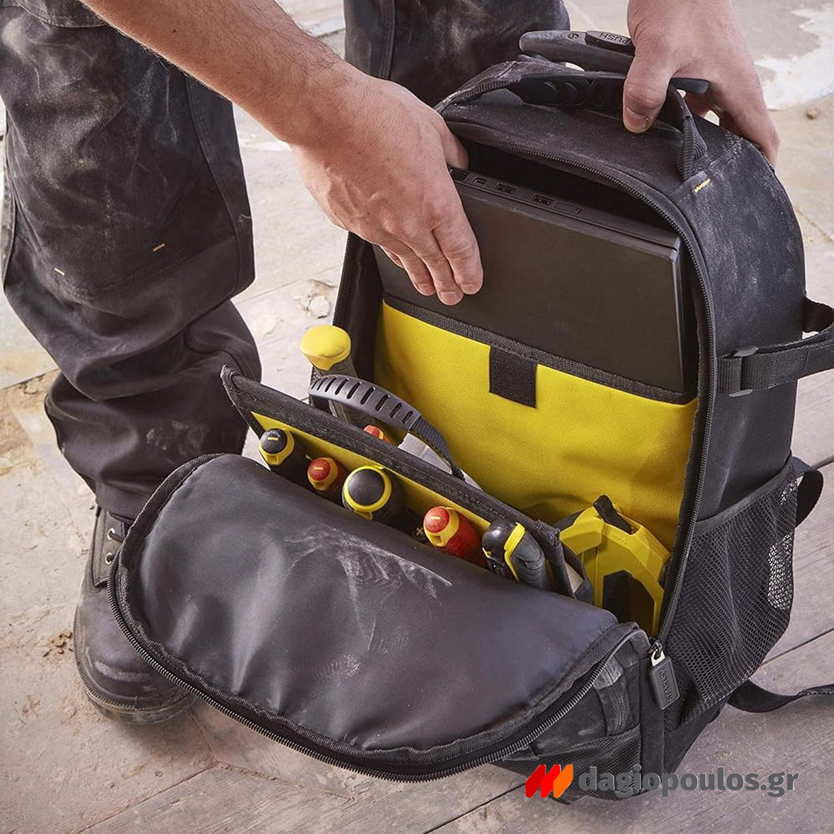 Stanley STST83307-1 Εργαλειοθήκη Κλειστού Τύπου Τροχήλατη Με Χειρολαβή - Σακίδιο Πλάτης