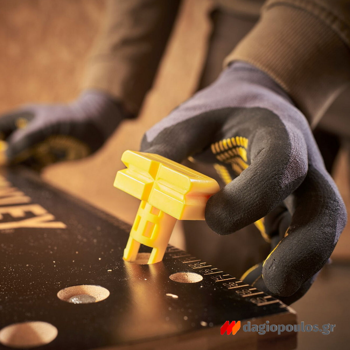 Stanley STST83400-1 Καβαλέτο - Πάγκος Εργασίας 2 Σε 1 Ρυθμιζόμενος