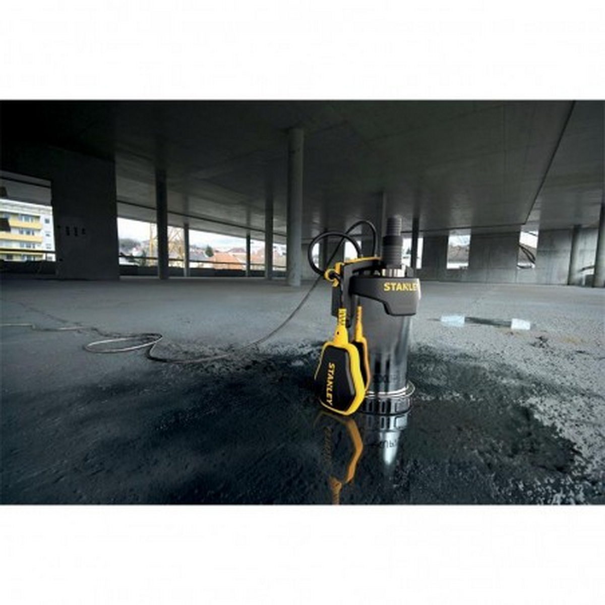 Stanley SXUP750XCE Επαγγελματική Αντλία Βυθιζόμενη (Υποβρύχια) Ακάθαρτων Υδάτων 750W 3.5hp