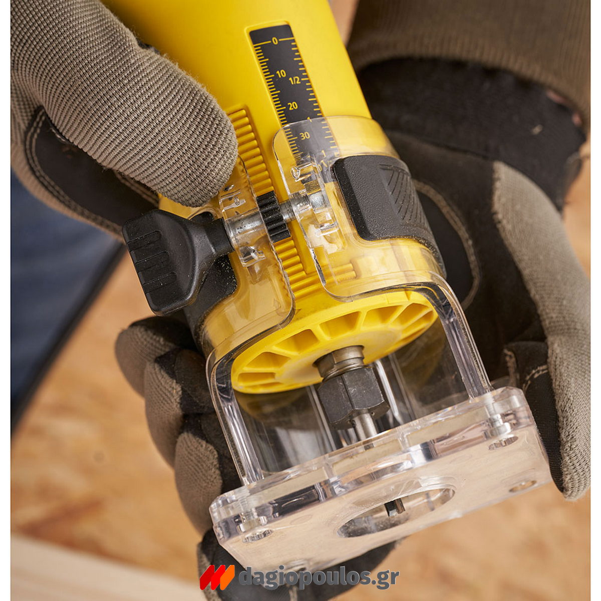 Stanley ST55-QS Επαγγελματική Ηλεκτρική Φρέζα Ξύλου (Ρούτερ) - Κουρευτικό Περιθωρίων 14" 6mm 550W