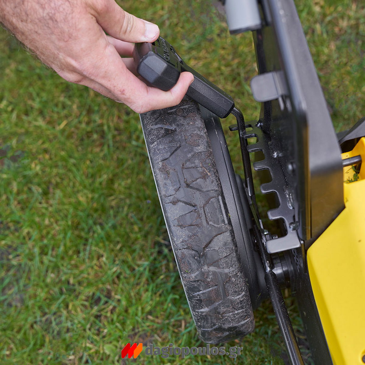 Stanley SFMCMWS251M-QW V20 Brushless Χλοοκοπτική Μηχανή Γκαζόν Μπαταρίας 36V Li-Ion Με 2 Μπαταρίες 4.0Ah