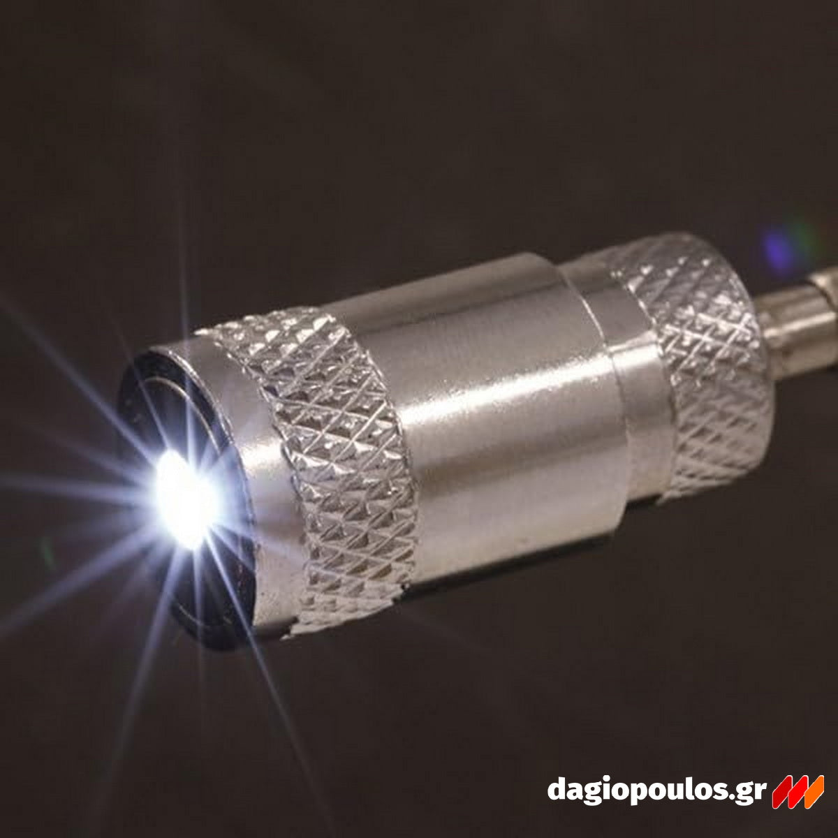 Yato YT-06611 Μαγνήτης Τηλεσκοπικός 250-750mm Με Φωτισμό Led