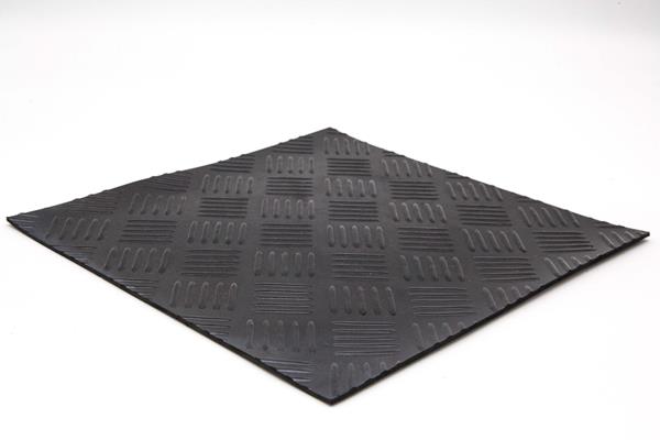 Δάπεδο Καουτσούκ 9005 Checker Λαμαρίνα 3mm 1m
