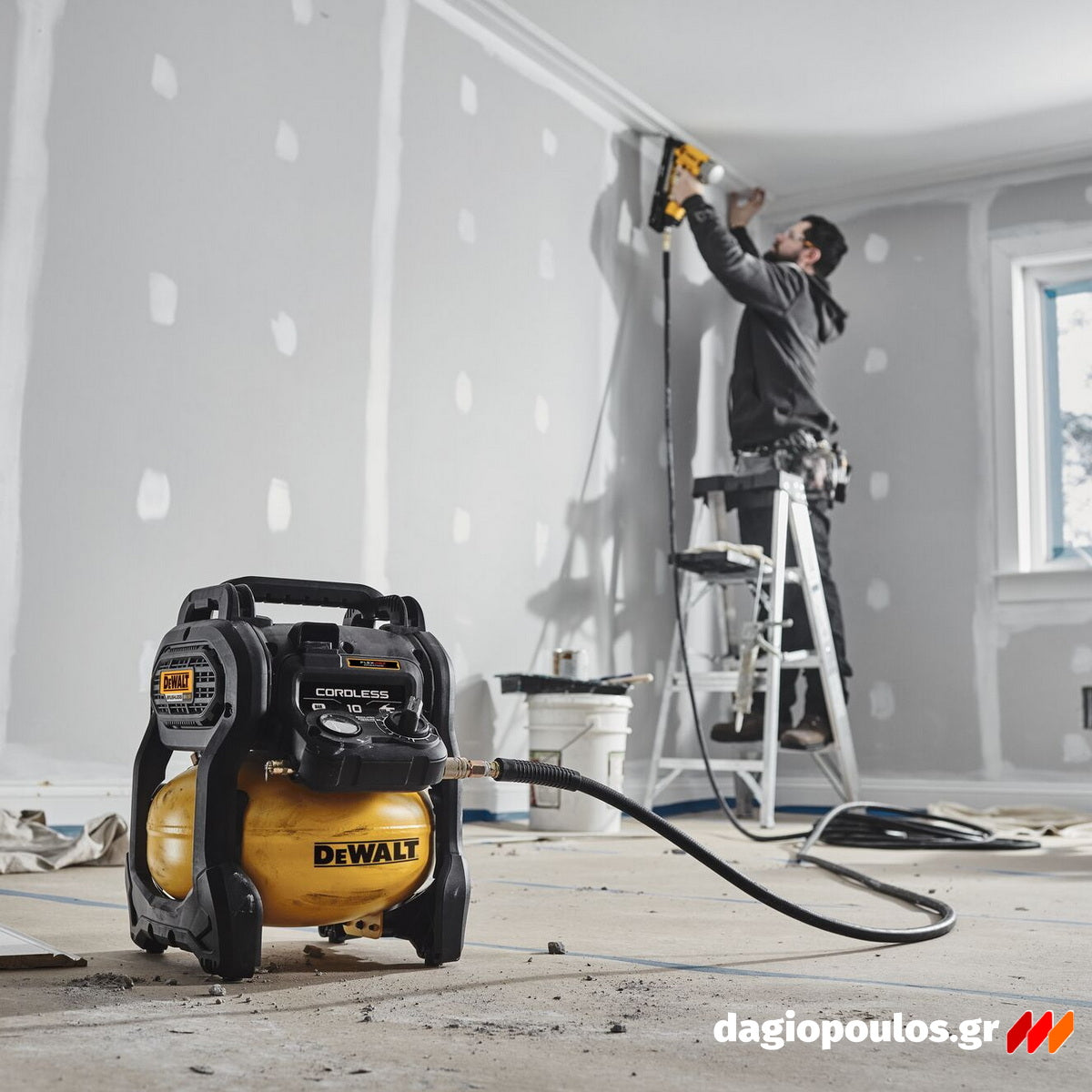 DeWalt DCC1018N-XJ Brushless Αεροσυμπιεστής Μπαταρίας 18V Li-Ion 9.7 Bar SOLO