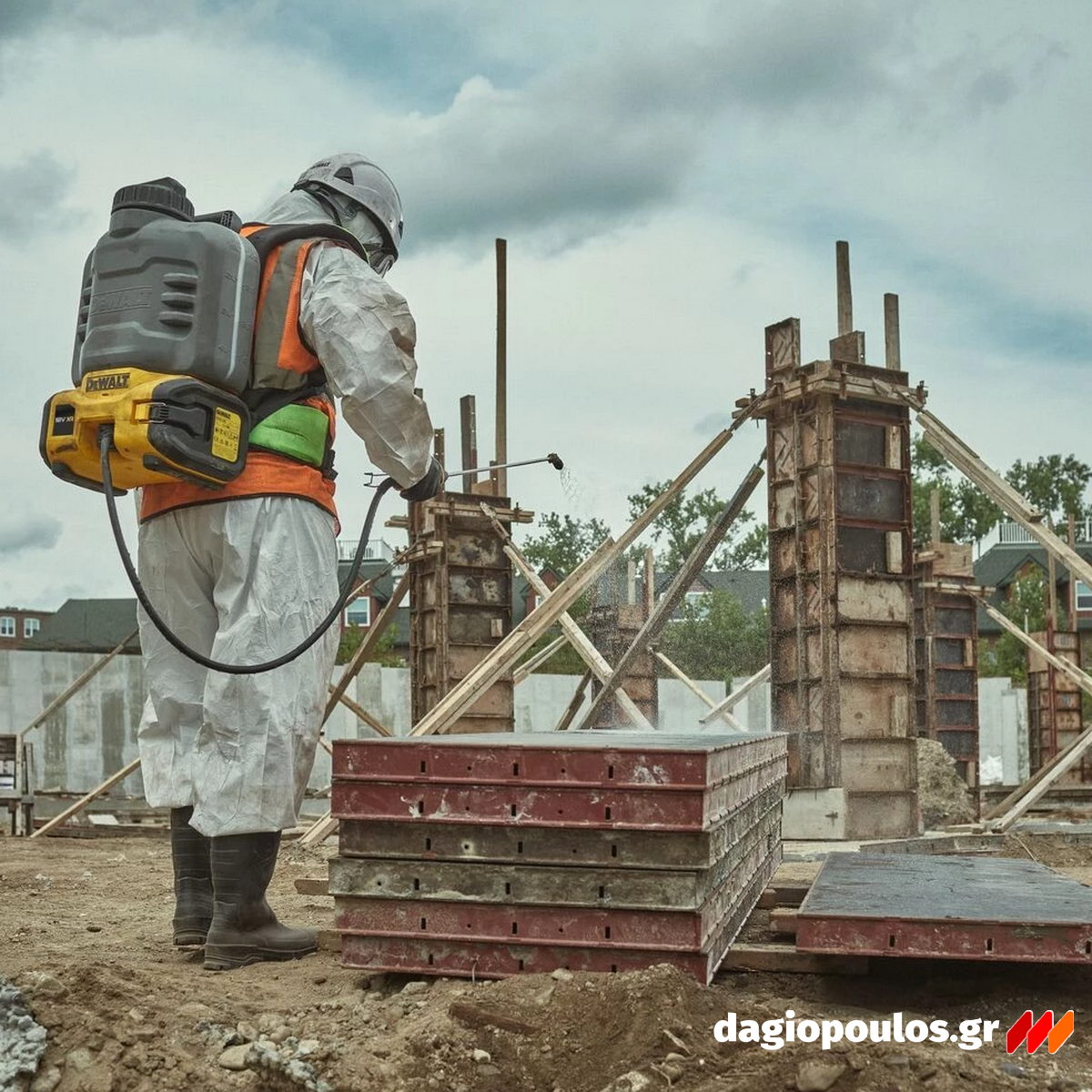 DeWalt DCCS1100N-XJ Ψεκαστήρας Χημικών Σκυροδέματος 18V Li-Ion XR SOLO