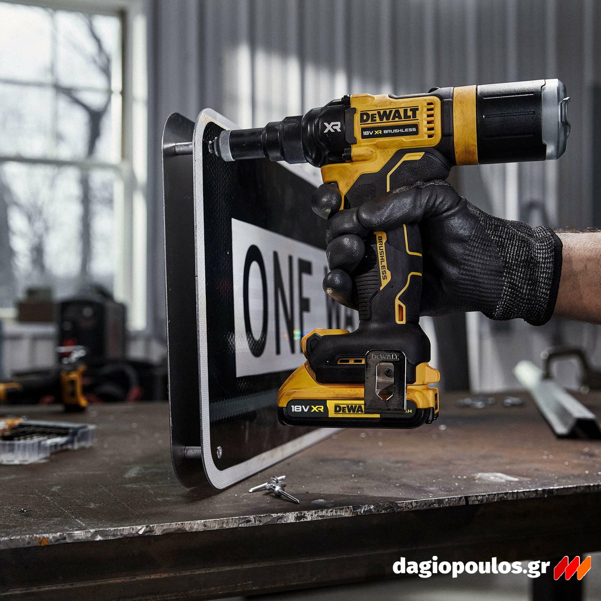 DeWalt DCF403NT-XJ Brushless Πριτσιναδόρος Μπαταρίας 18V Li-Ion XR 4.8mm SOLO Με Βαλίτσα T-Stak