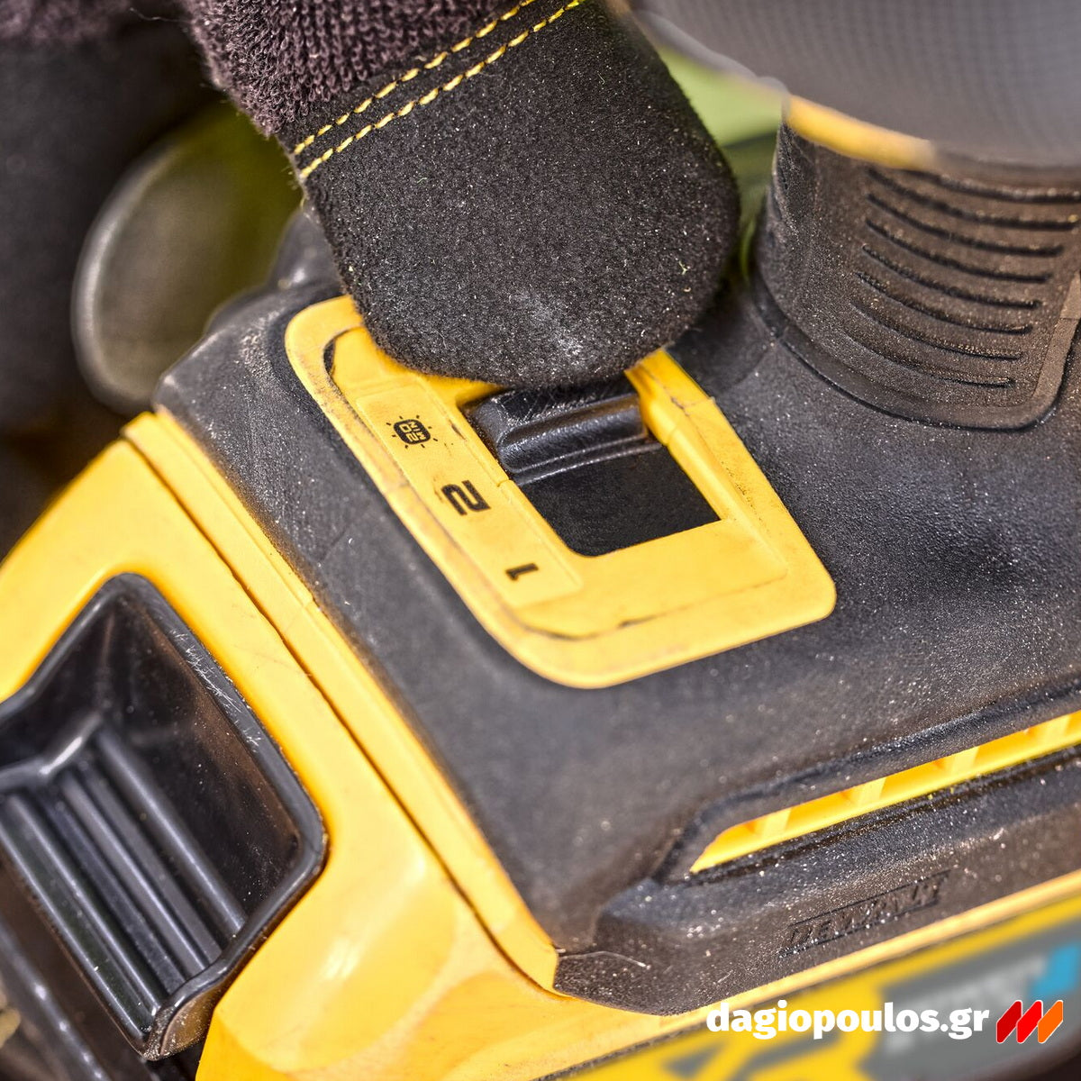 DeWalt DCF870E2T-QW Brushless Κατσαβίδι Παλμικό Μπαταρίας 18V Li-Ion Με 2 Μπατ.1.7Ah Powerstack - Βαλίτσα T-Stak