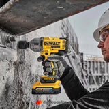 DeWalt DCF900P2G-QW Brushless Μπουλονόκλειδο Μπαταρίας 18V Li-Ion 1/2" 612Nm Με 2 Μπαταρίες 5.0Ah Powerstack & Βάση & Ελαστικό Κέλυφος Προστασίας