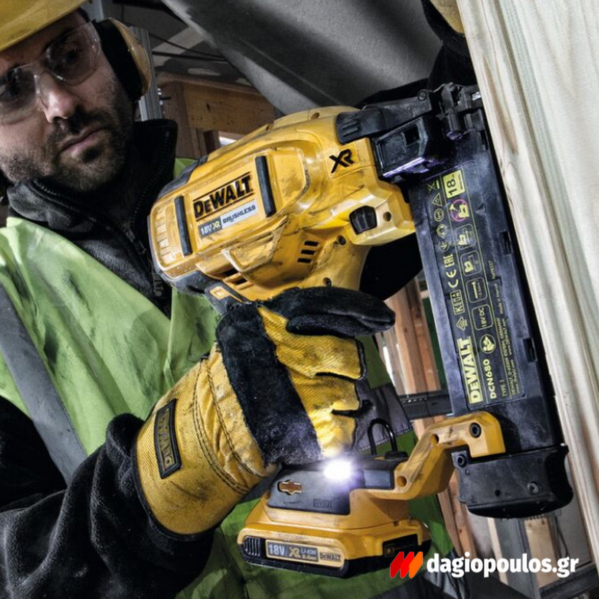 DeWalt DCN680D2-QW Brushless Καρφωτικό Μπαταρίας 18V Li-Ion Με 2 Μπατ.2.0Ah-Φορτιστή-Βαλίτσα T-STAK
