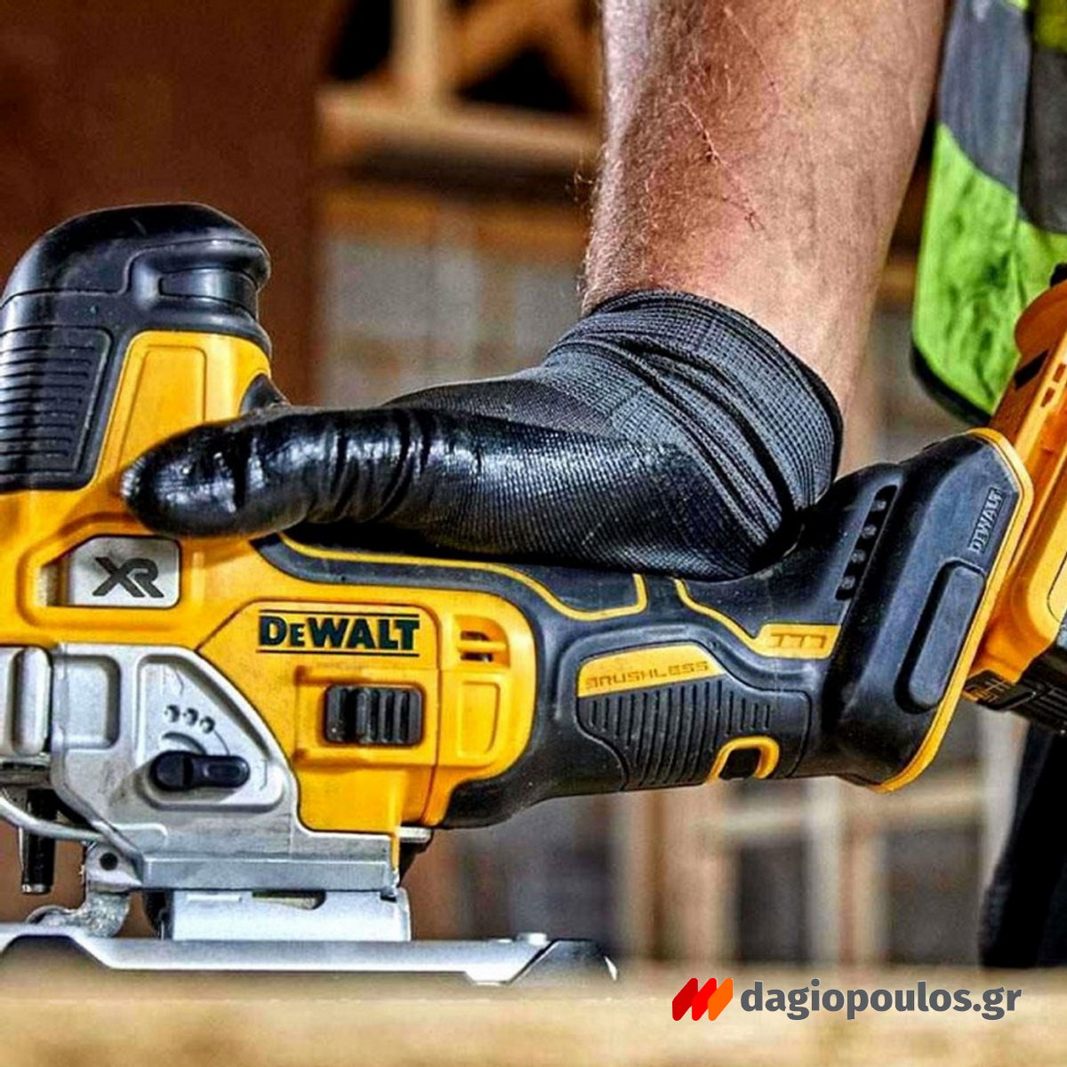 DeWalt DCS335P2-QW Brushless Σέγα Μπαταρίας XR 18V Li-Ion Με 2 Μπαταρίες 5.0Ah - Βαλίτσα T-Stak