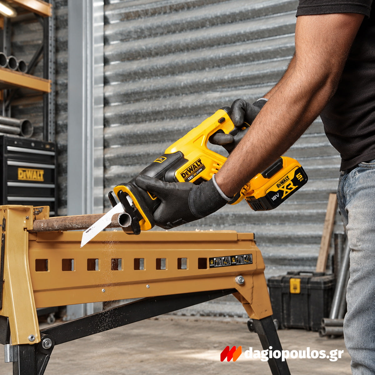 DeWalt DCS367P2-QW Brushless Σπαθοσέγα (Σεγάτσα) Μπαταρίας XR 18V Li-Ion Με 2 Μπατ.5.0Ah-Φορτιστή-Βαλίτσα T-Stak